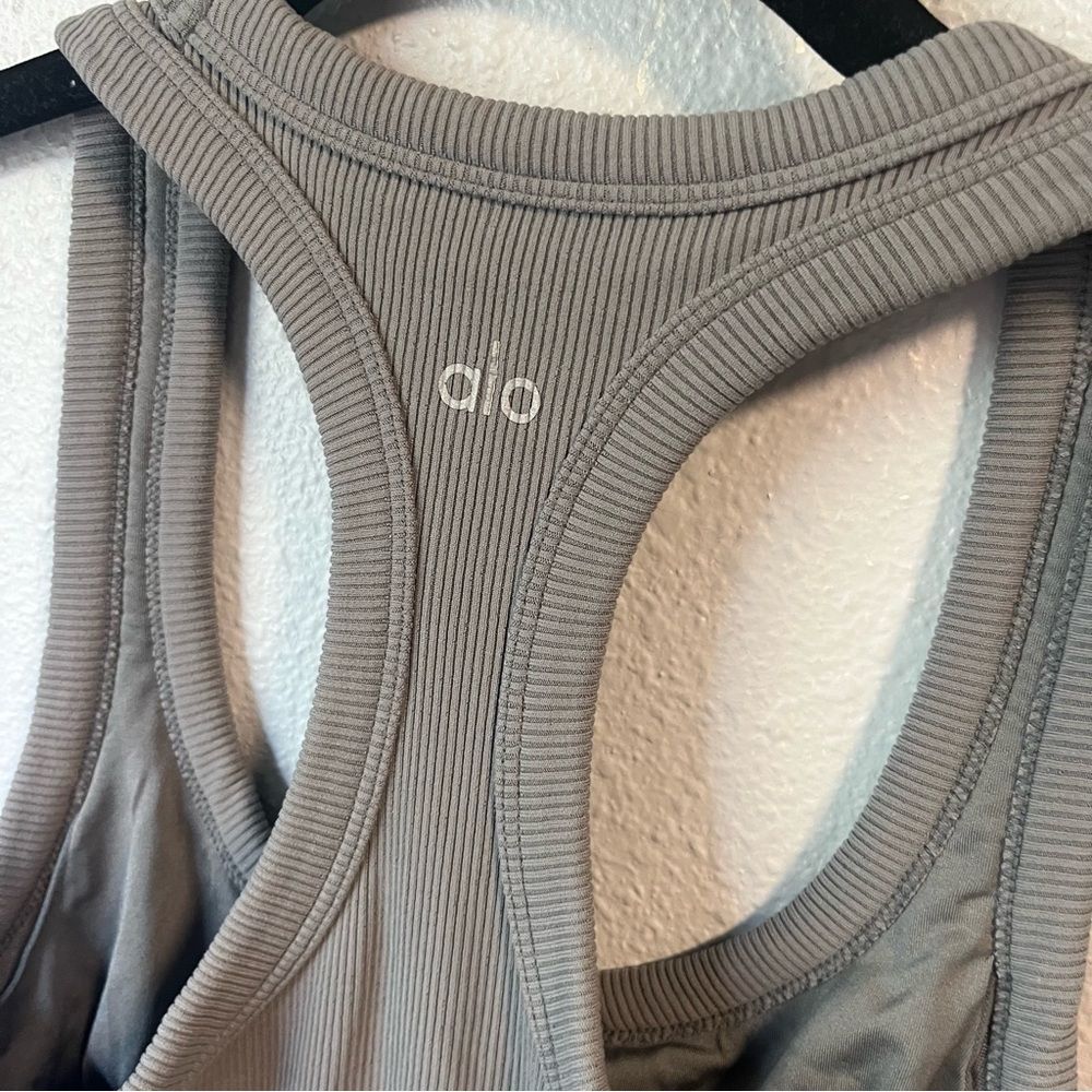 ALO Yoga Rib Support Tank Gray - Picture 3 of 5